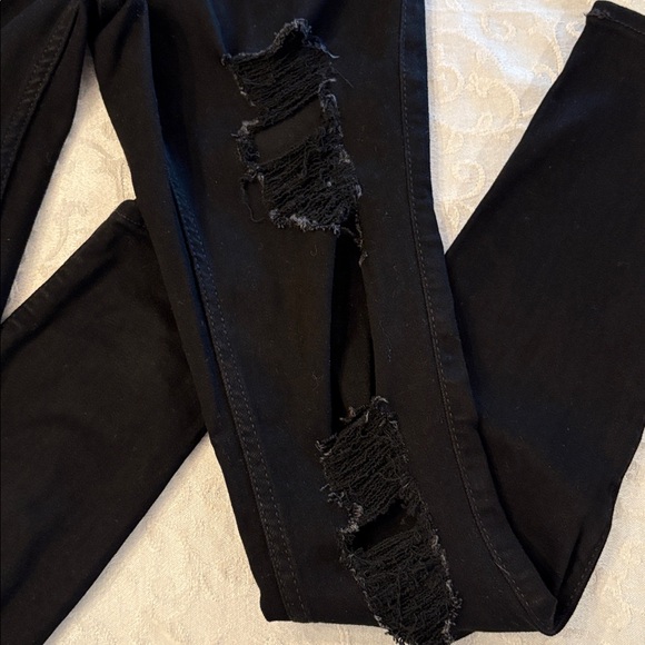 Hollister Curvy High Rise Super Skinny 00R Tipped Black Jeans - Picture 5 of 16